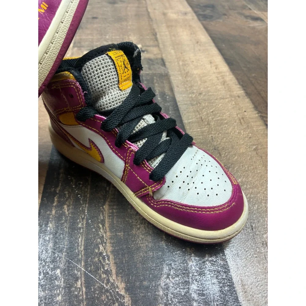 Nike‎ Air Jordan 1 Mid Siempre Familia Para Mi Magenta Yellow DC0503-600 Toddler